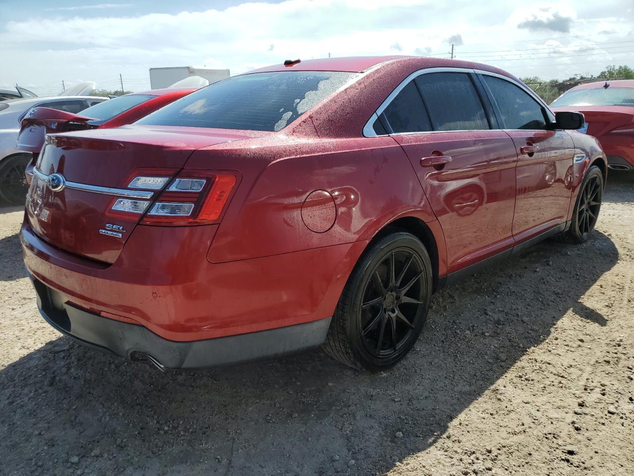 2013 Ford Taurus - Image 3