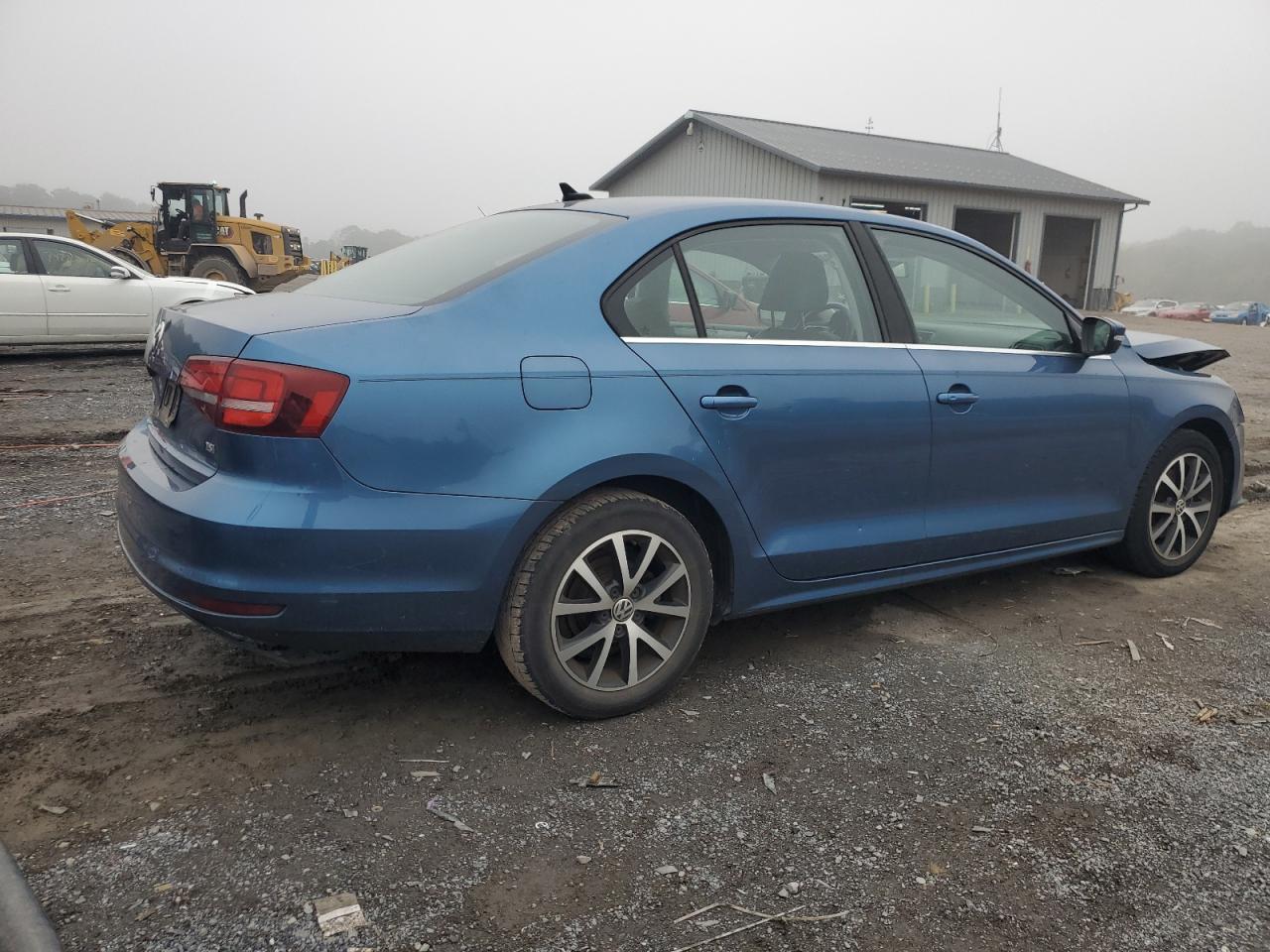 2017 Volkswagen Jetta - Image 3