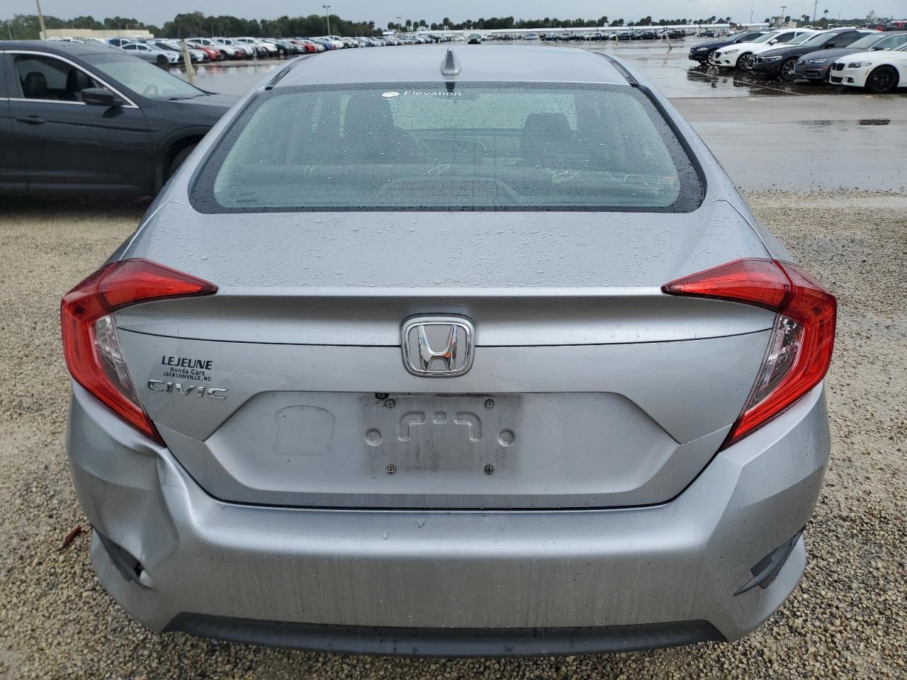 2HGFC2F77JH551381 2018 Honda Civic Ex