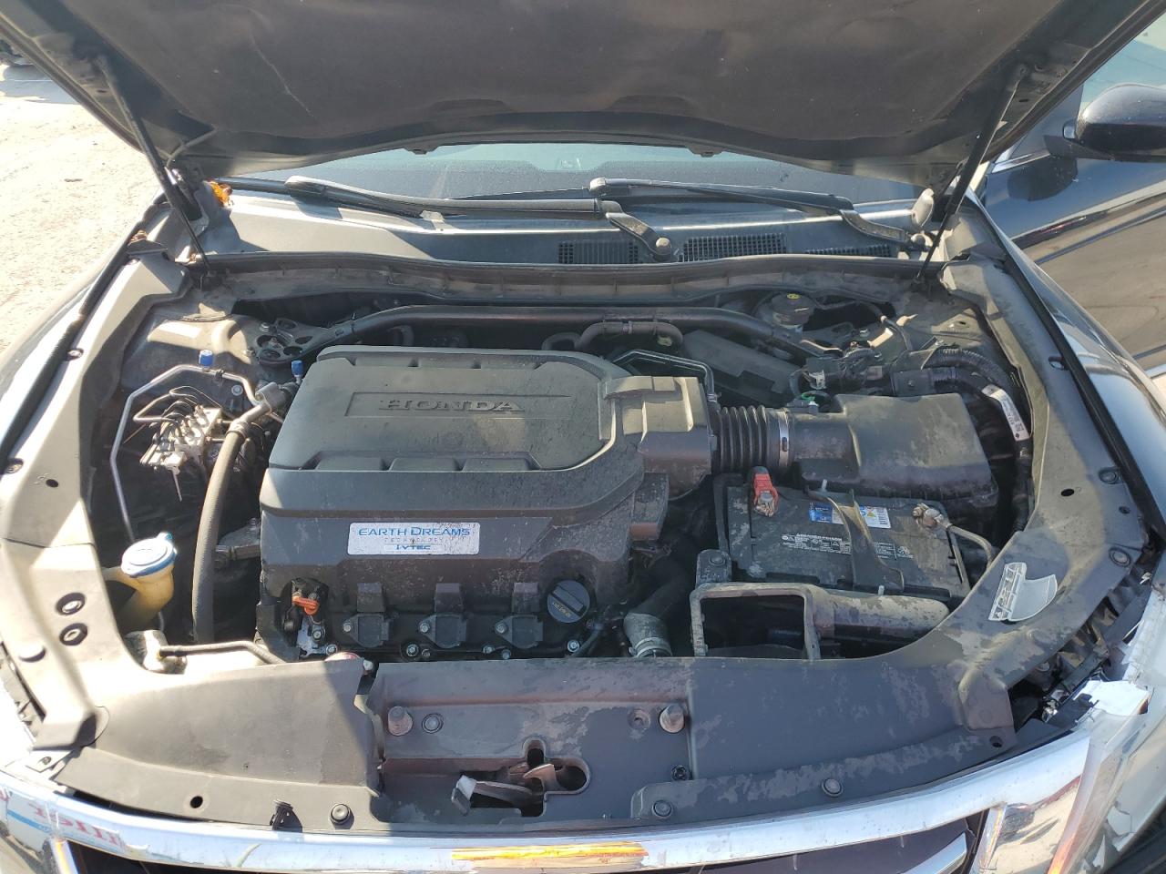 2015 Honda Crosstour - Image 13