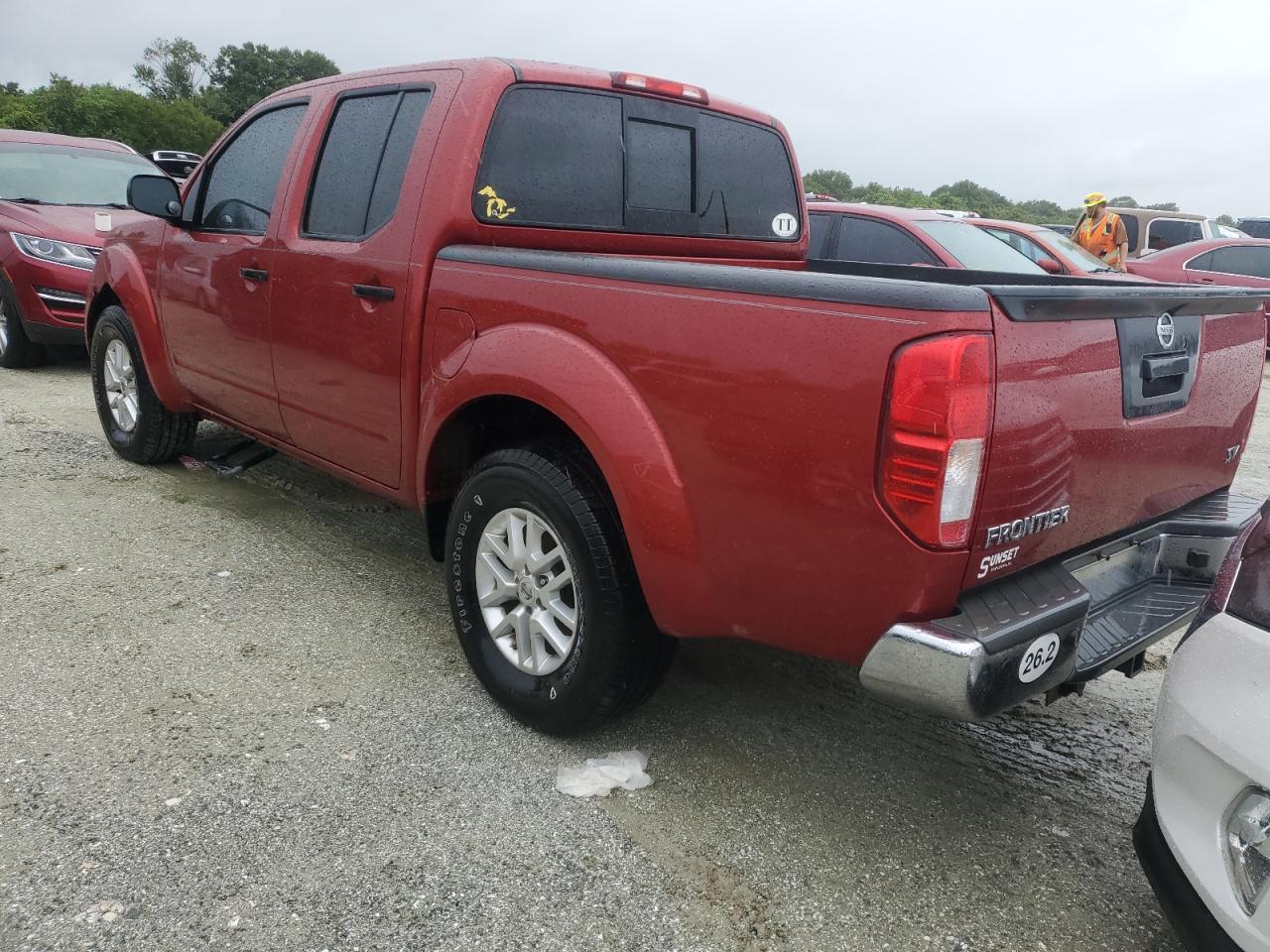 1N6AD0ER7FN735020 2015 NISSAN NAVARA - Image 2