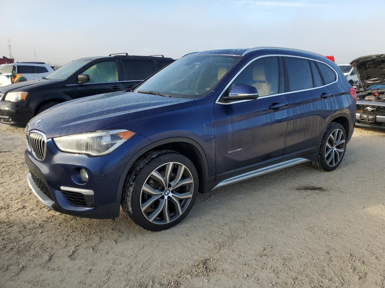 WBXHU7C37H5H34533 2017 BMW X1 Sdrive28I