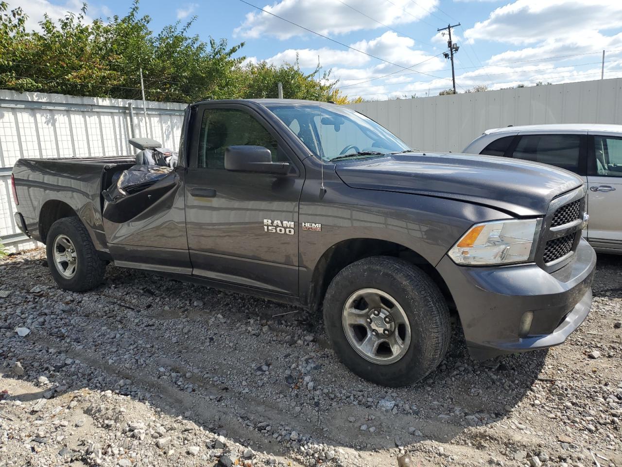 2014 RAM 1500 - Image 4