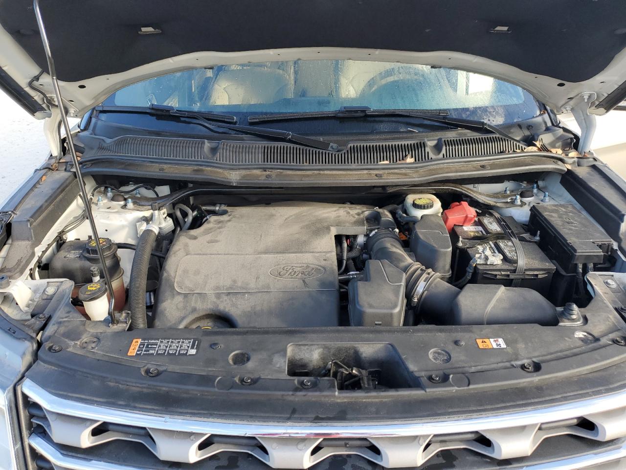 2017 Ford Explorer - Image 12