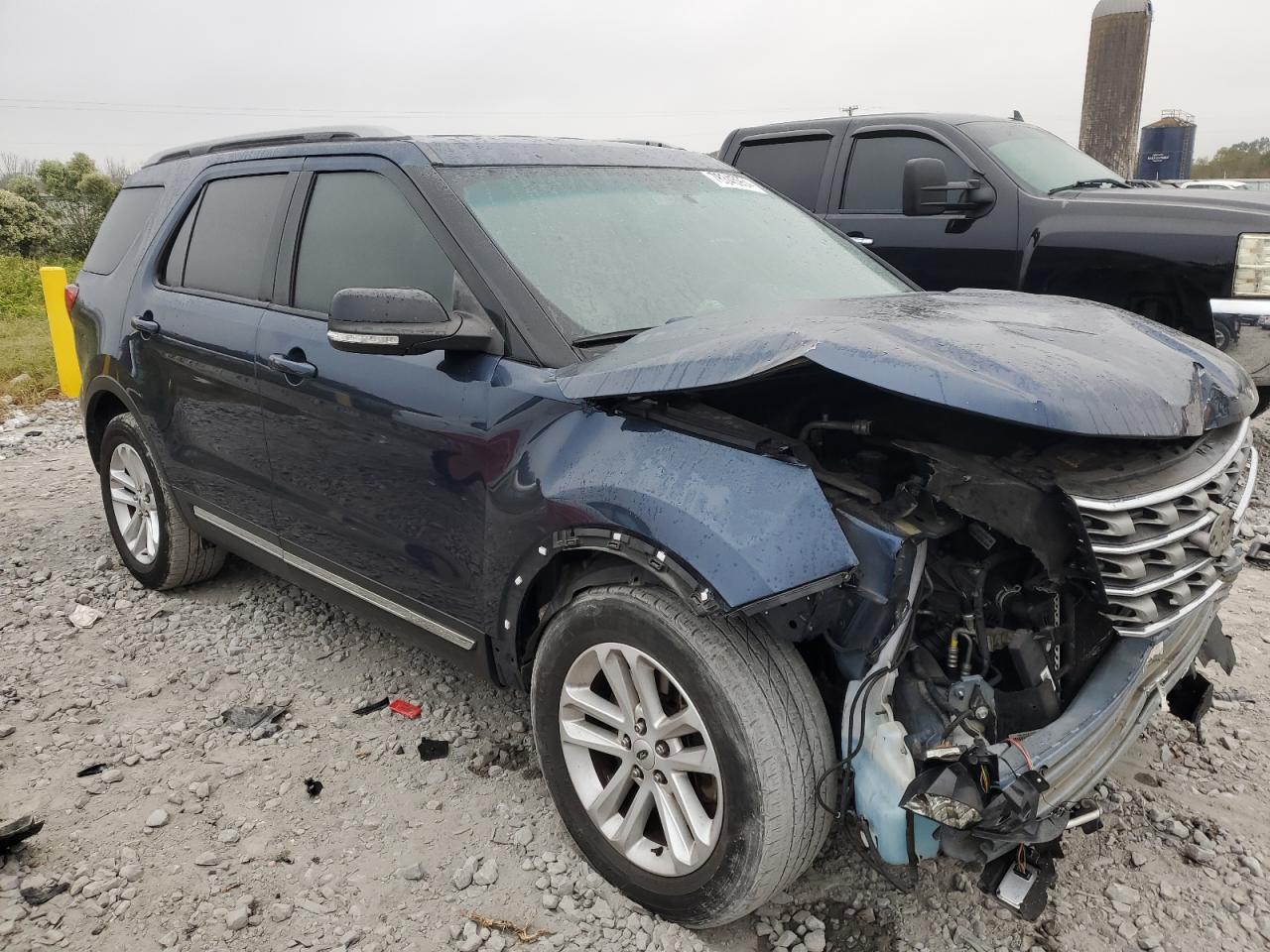 2016 Ford Explorer - Image 4