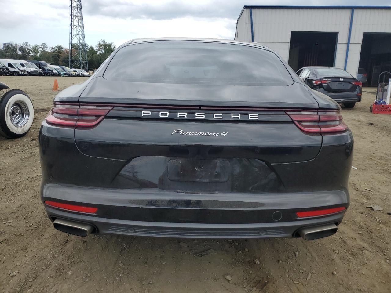 2018 Porsche Panamera - Image 6