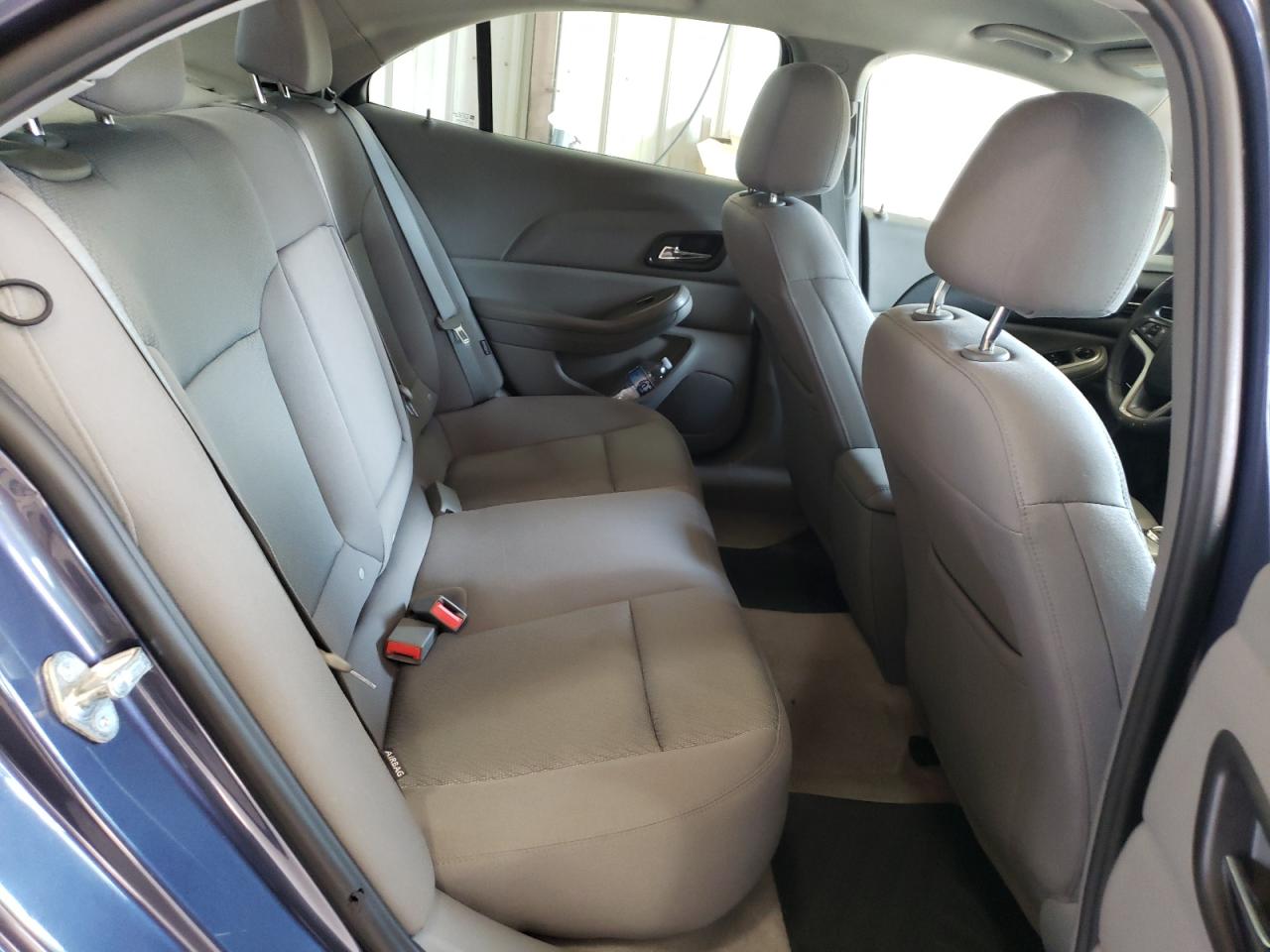 2014 Chevrolet Malibu - Image 10