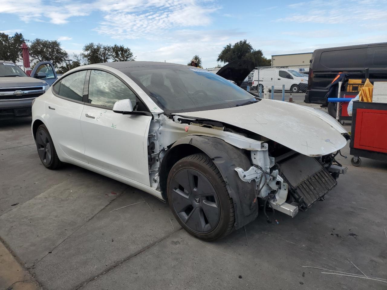 VIN 5YJ3E1EA9PF454605 2023 TESLA MODEL 3 no.4