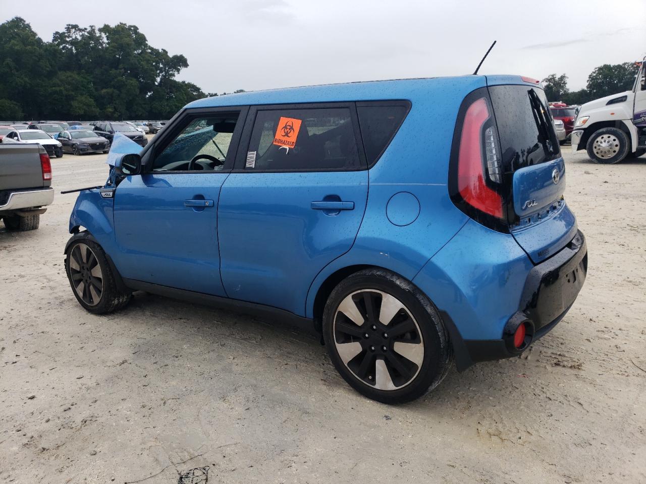 KNDJP3A50G7393785 2016 Kia Soul +