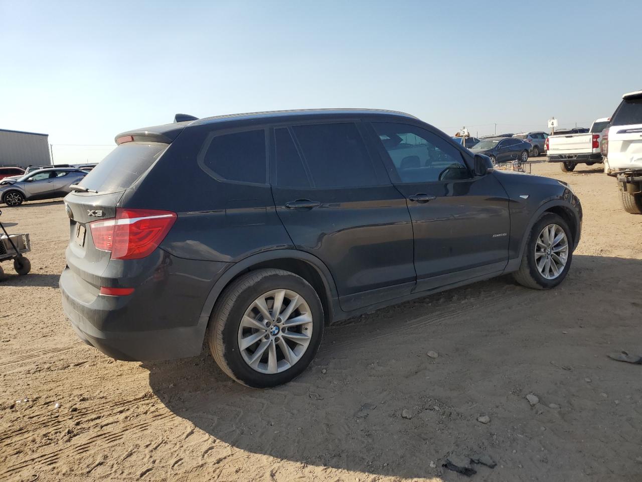 5UXWZ7C38H0V87511 2017 BMW X3 Sdrive28I