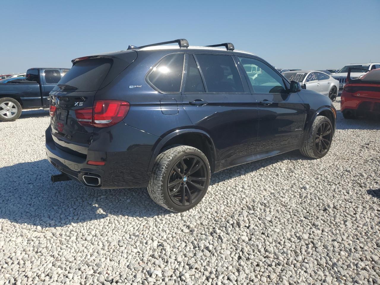 VIN 5UXKT0C54J0V98181 2018 BMW X5 no.3