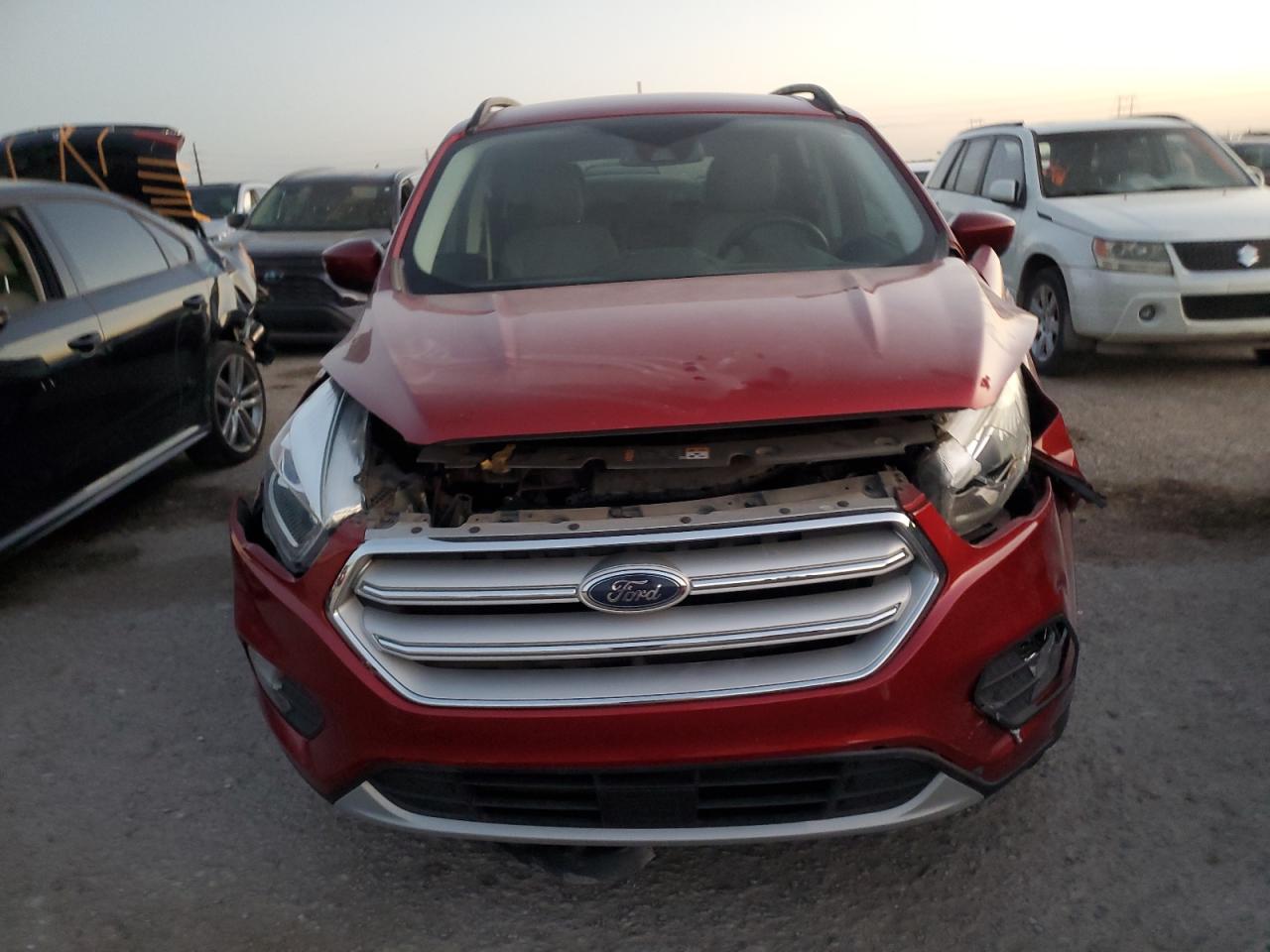 1FMCU0HD6JUA24429 2018 Ford Escape Sel