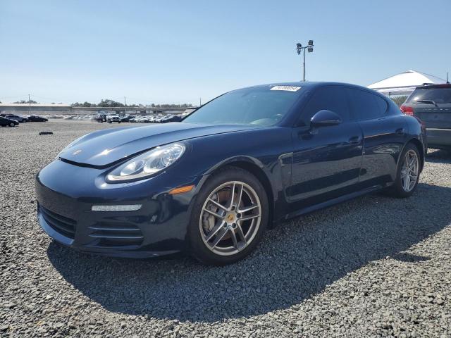 2016 Porsche Panamera 2