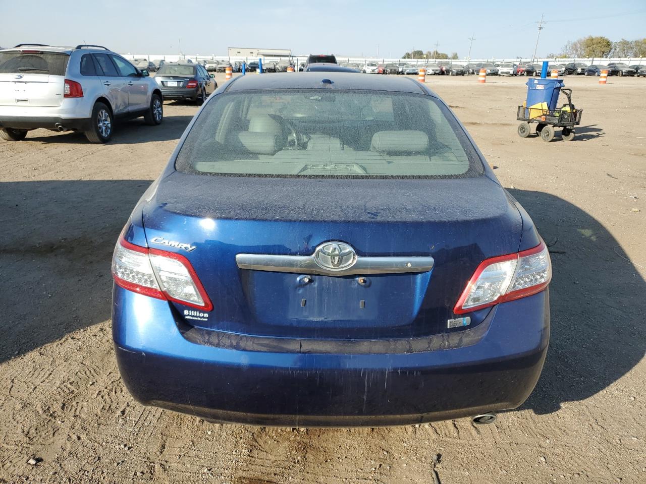 2010 Toyota Camry - Image 6