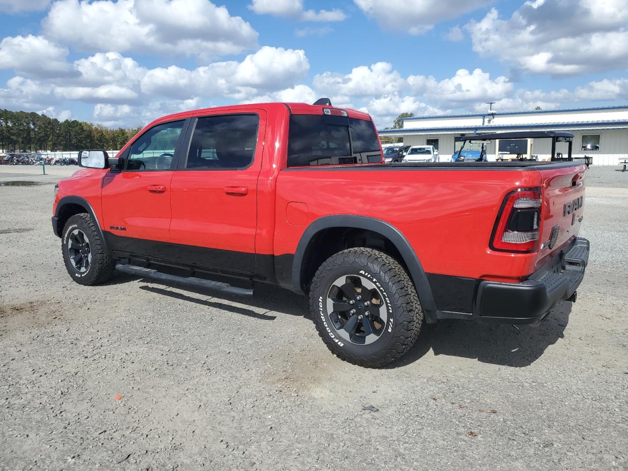 2019 RAM 1500 - Image 2