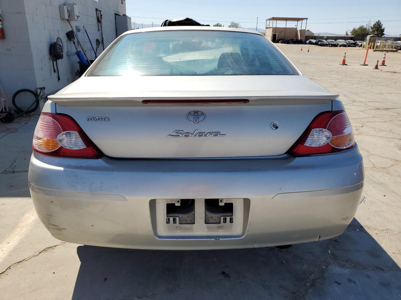 2002 Toyota Camry Solara Se VIN: 2T1CE22P02C011562 Lot: 73791814