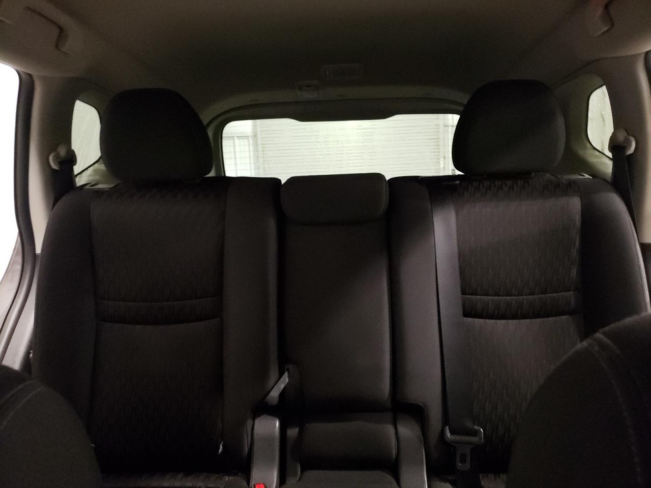 2020 Nissan Rogue - Image 10
