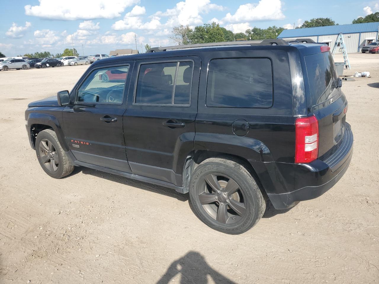 2017 Jeep Liberty (Patriot) - Image 2