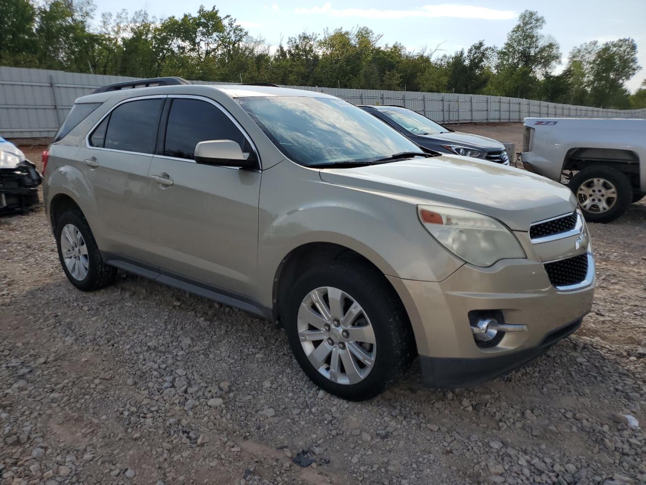 2010 Chevrolet Equinox - Image 4