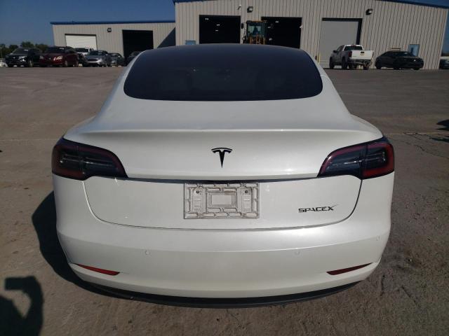  TESLA MODEL 3 2021 Білий