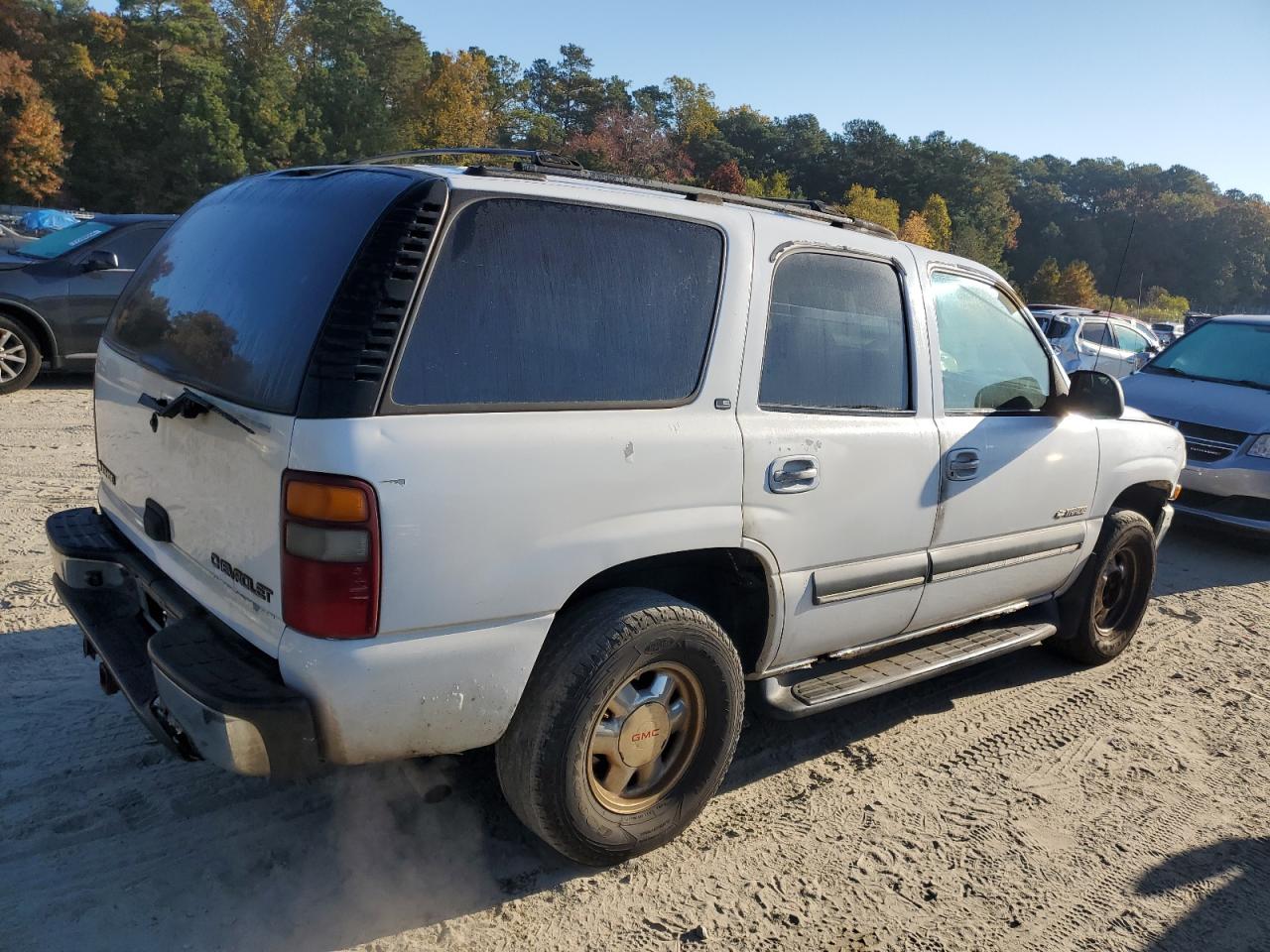 2002 Chevrolet Tahoe - Image 3