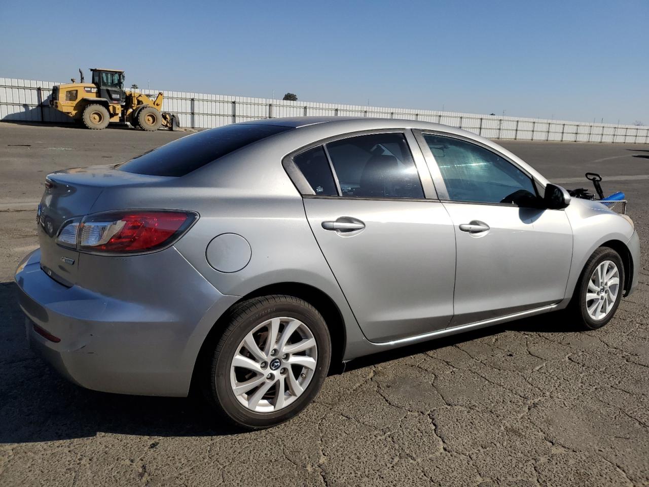 2013 Mazda 3 - Image 3