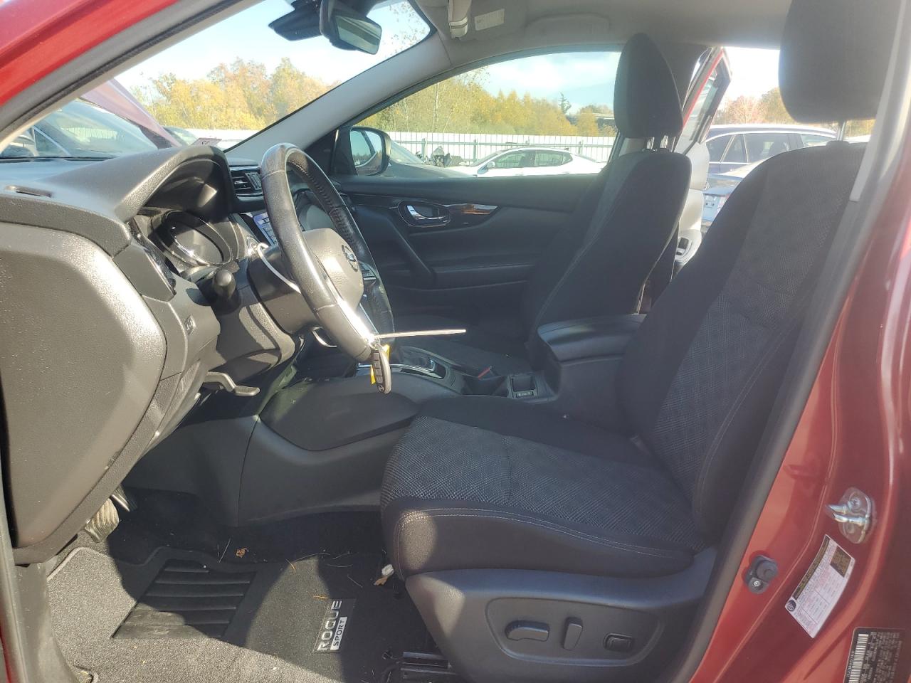 2019 Nissan Rogue - Image 7