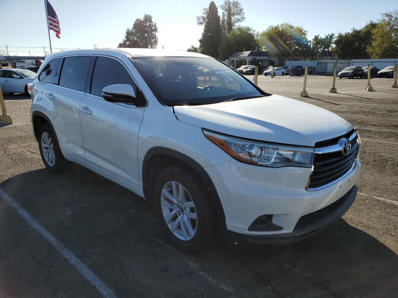 VIN 5TDZARFH6GS018872 2016 TOYOTA HIGHLANDER no.4