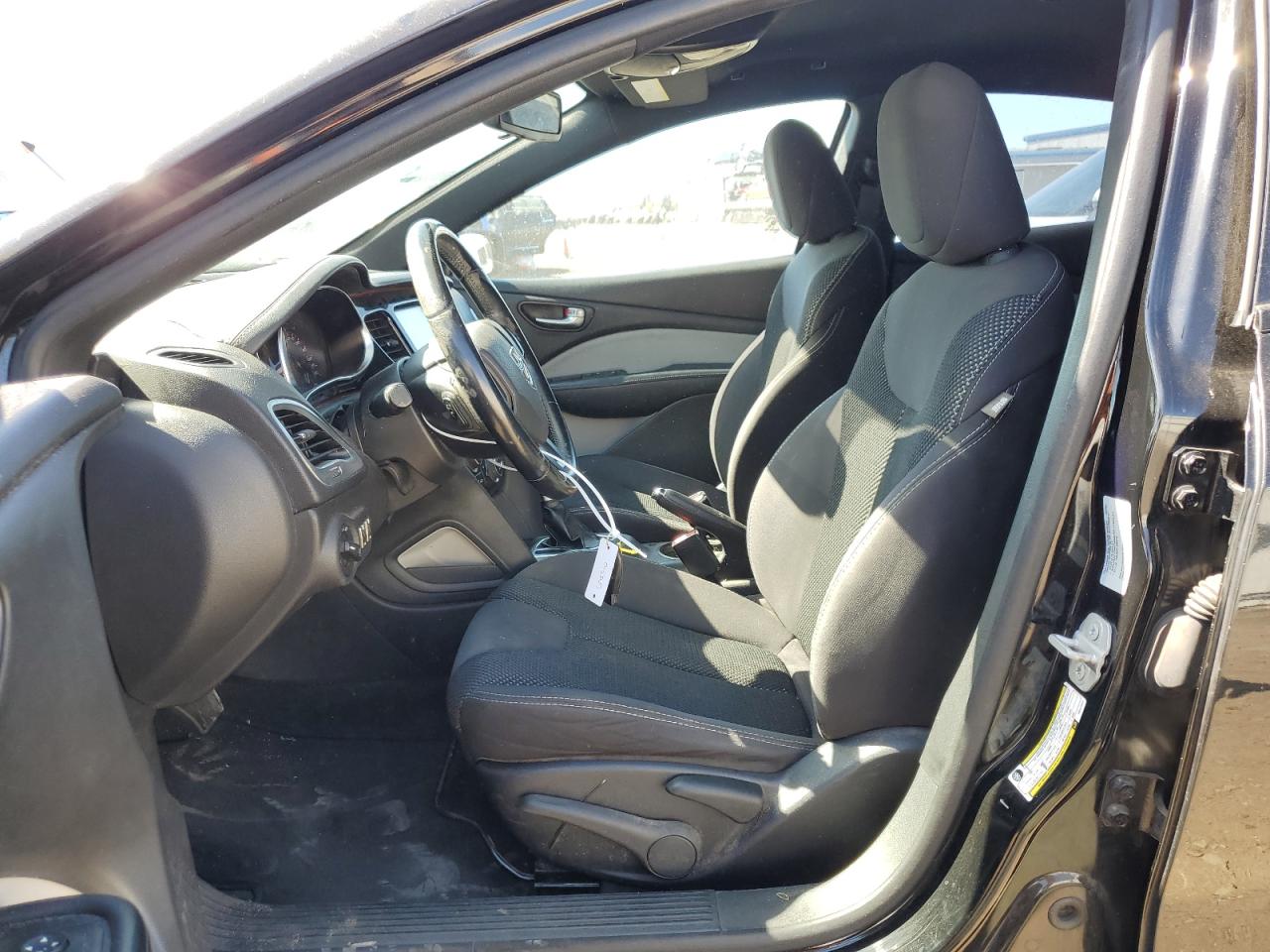 2015 Dodge Dart Sxt VIN: 1C3CDFBB3FD117211 Lot: 75765174