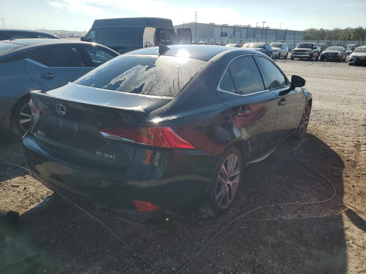 2018 Lexus IS - Image 3