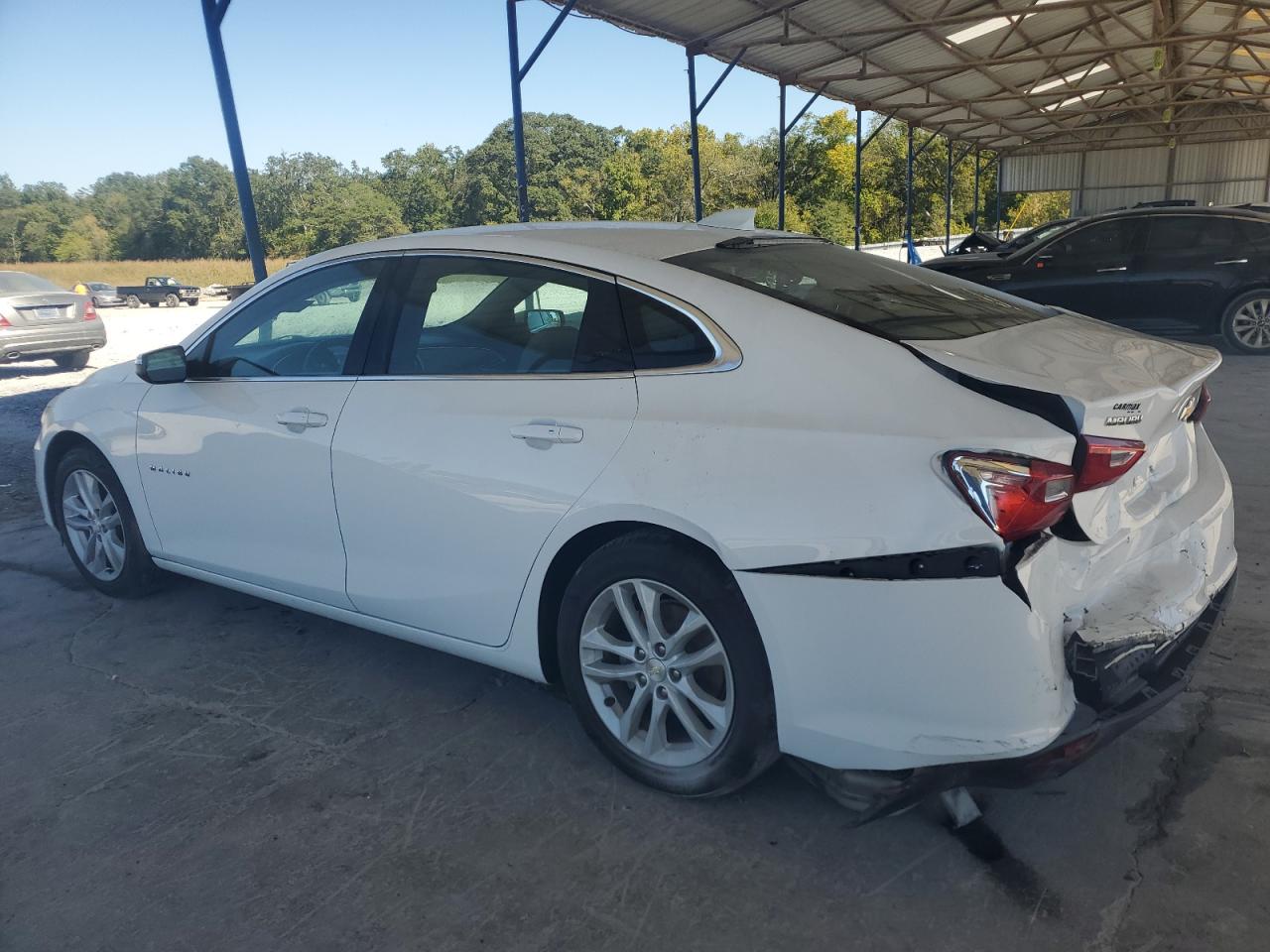 2018 Chevrolet Malibu - Image 2