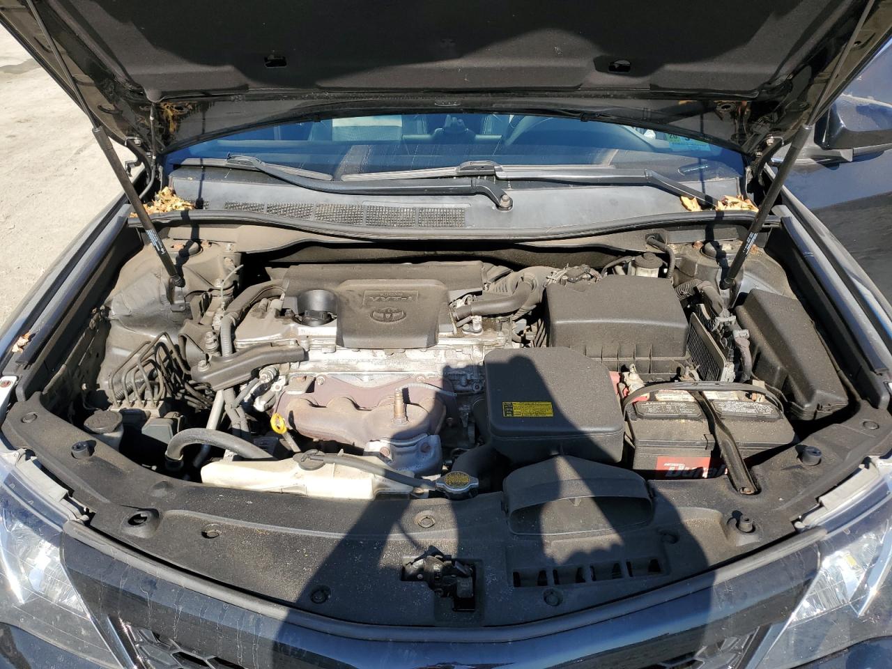 2012 Toyota Camry - Image 11
