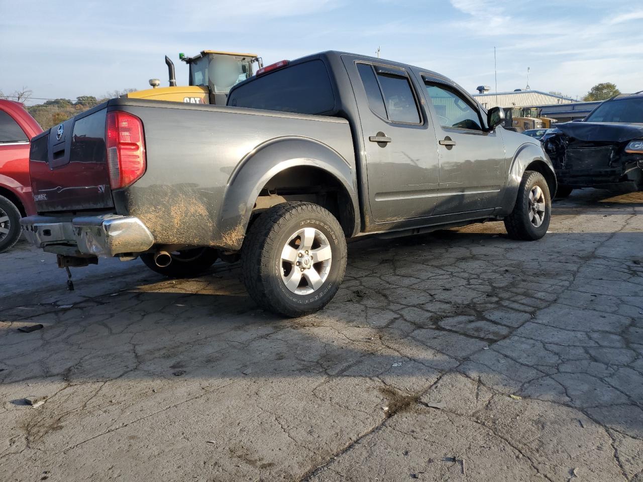 2012 Nissan Navara (Frontier) - Image 3