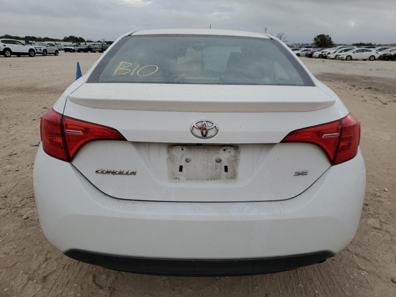 2017 Toyota Corolla L VIN: 5YFBURHEXHP688835 Lot: 78682084