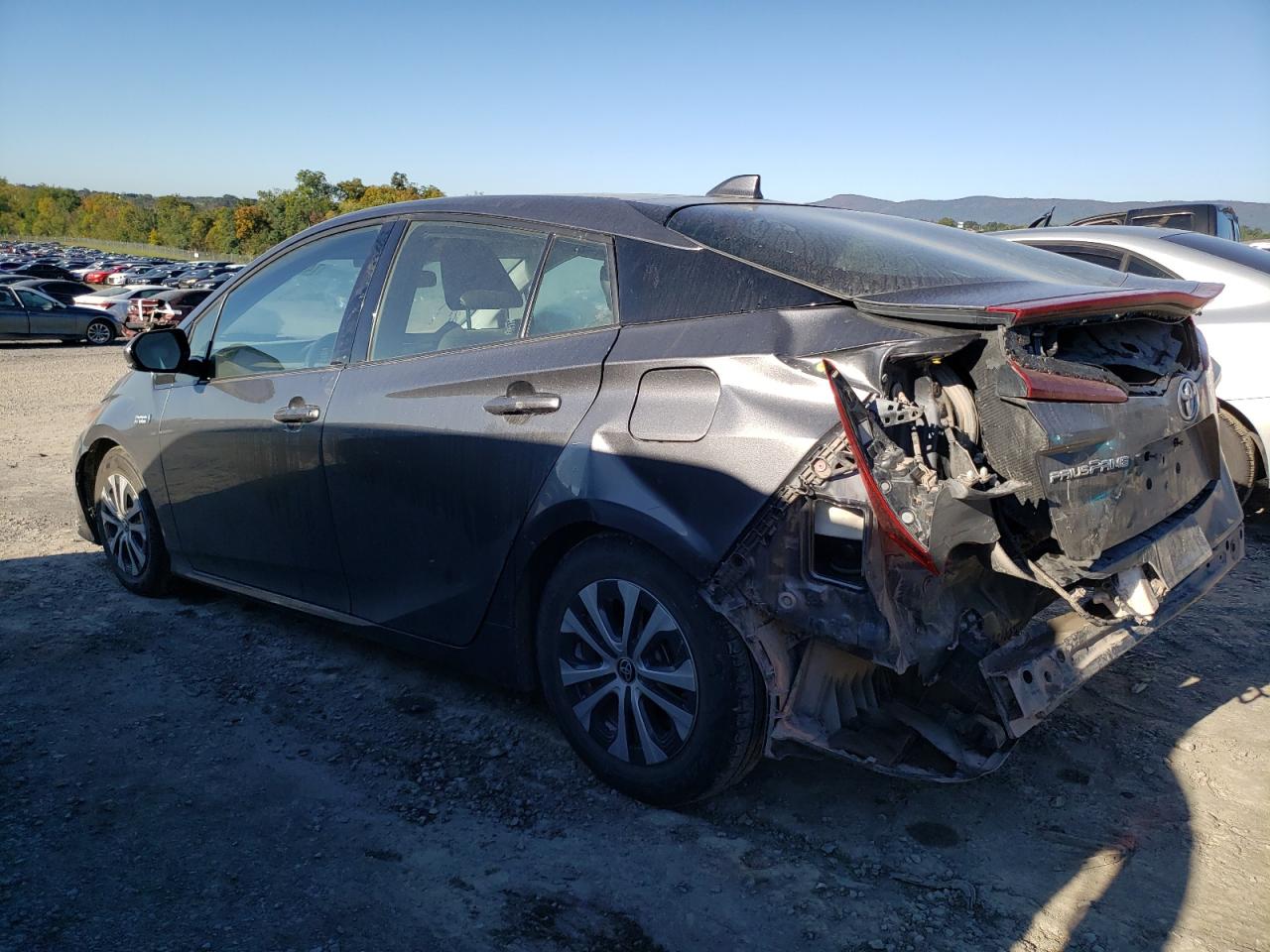 2020 Toyota Prius - Image 2