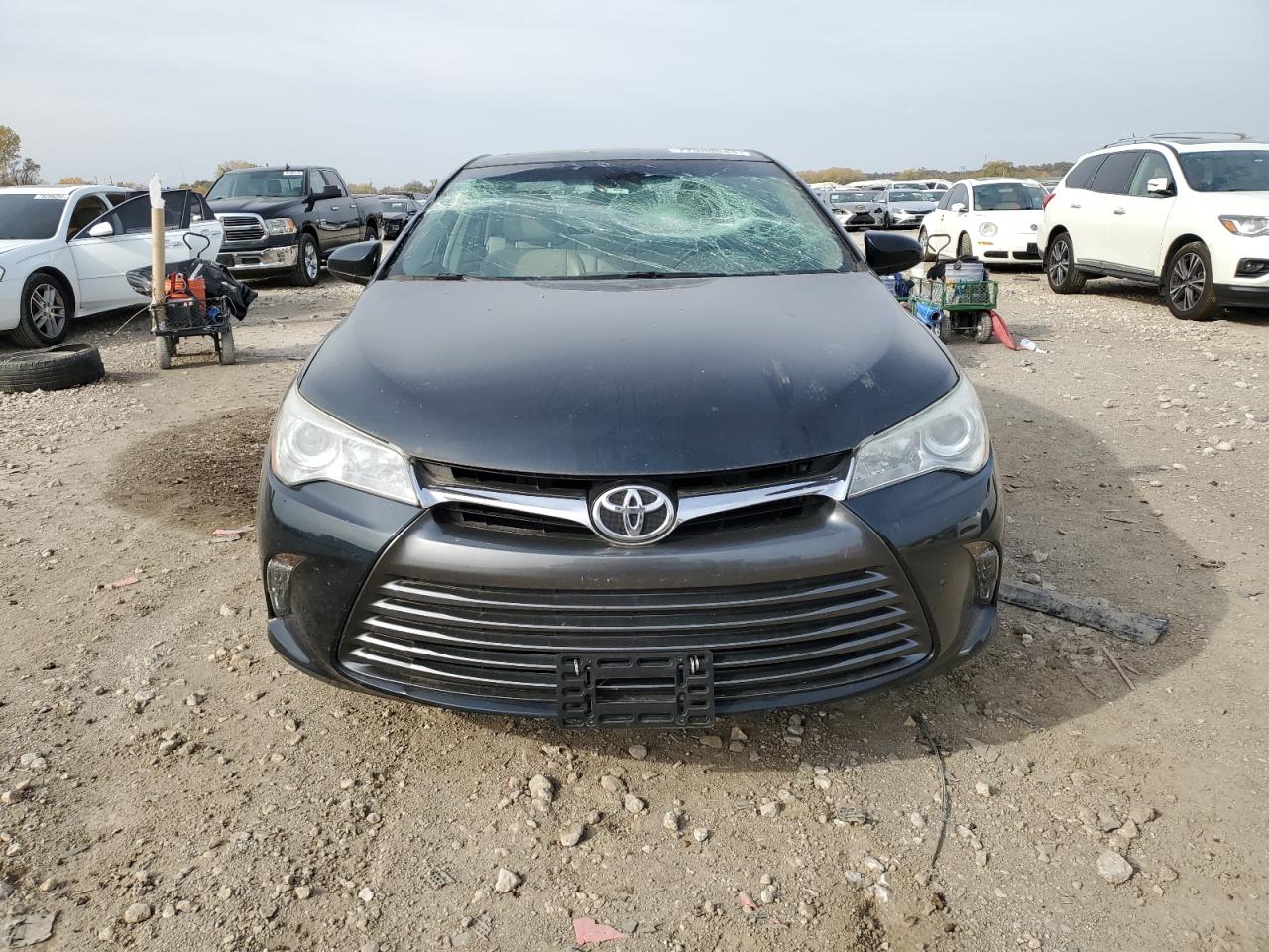 2015 Toyota Camry - Image 5