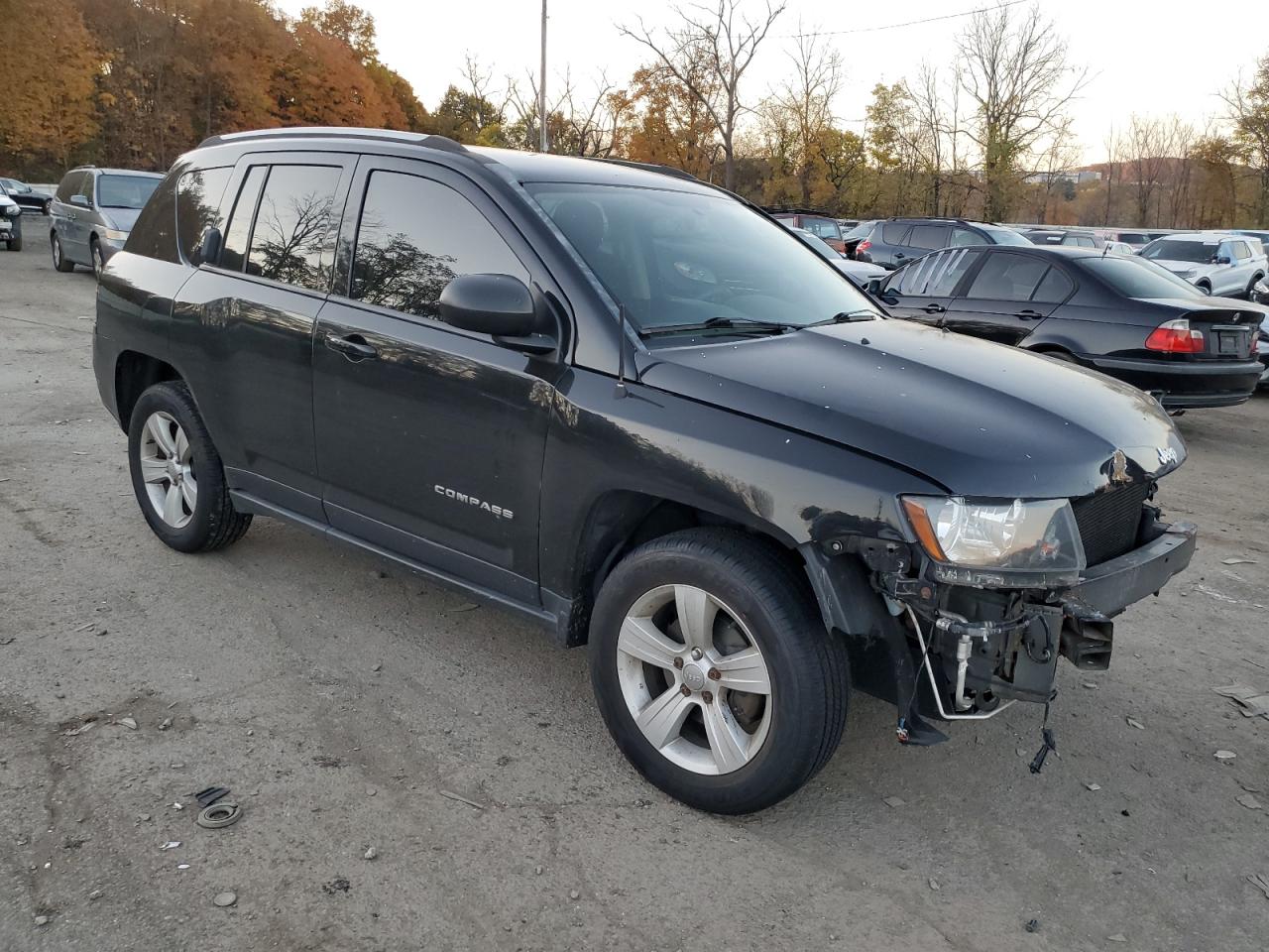 VIN 1C4NJDBB5GD614389 2016 JEEP COMPASS no.4