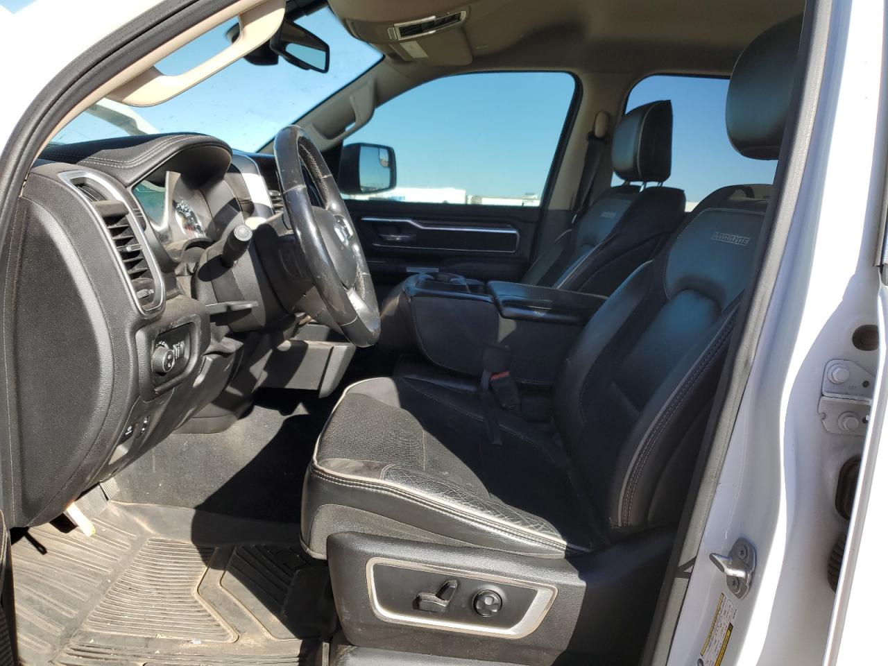 2019 Ram 1500 Laramie VIN: 1C6SRFJT1KN736128 Lot: 77433134