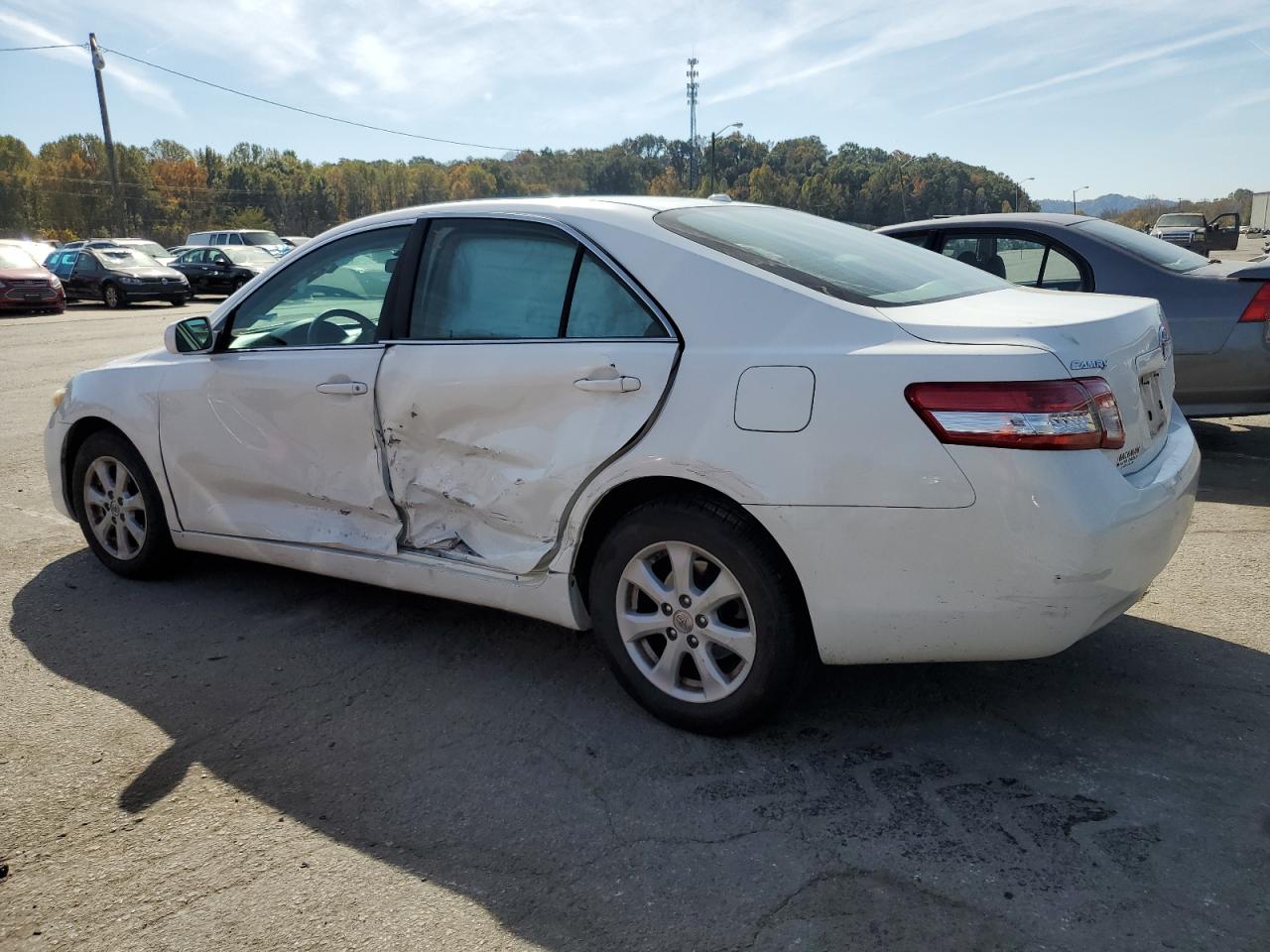 2010 Toyota Camry - Image 2