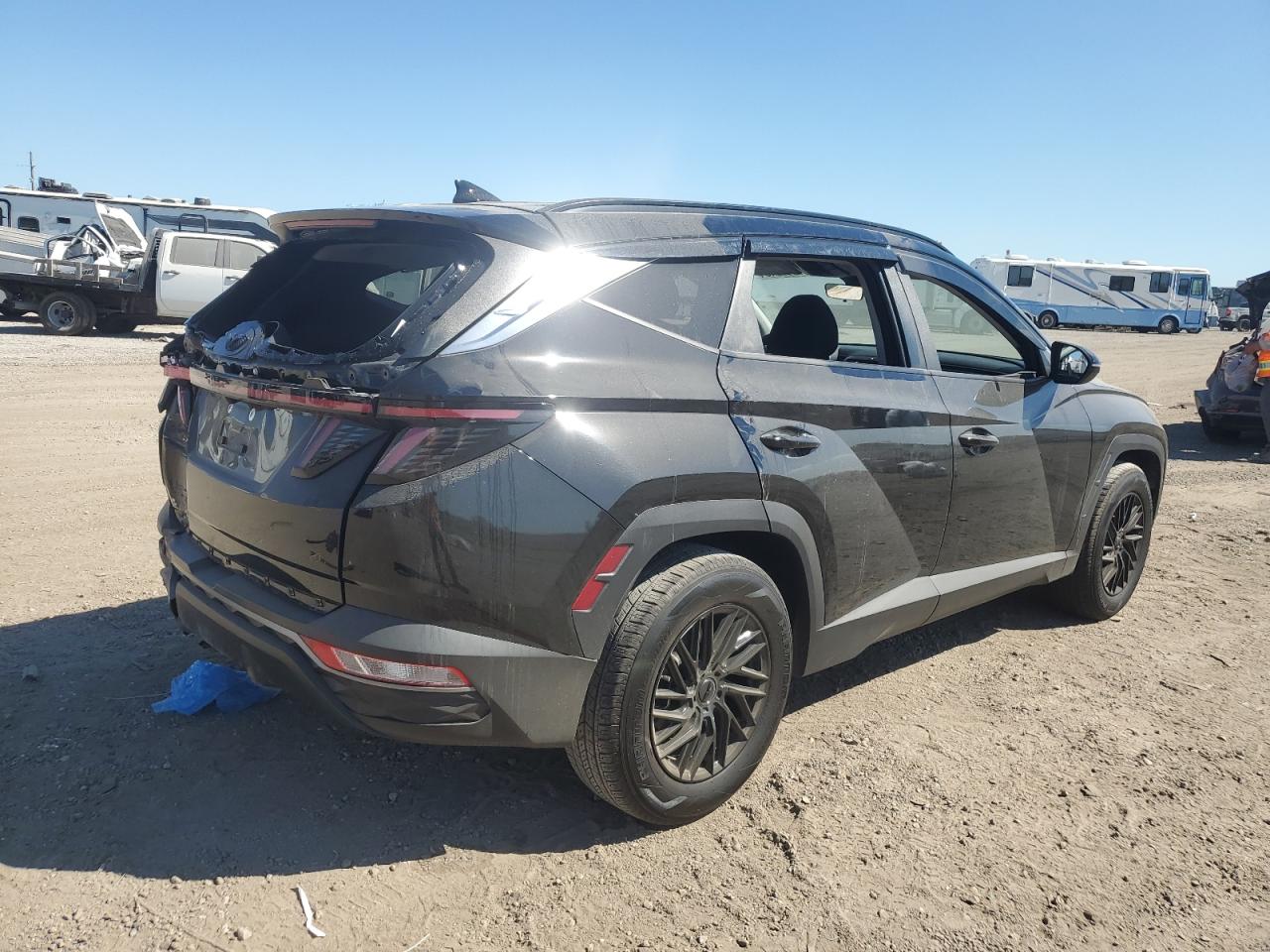 2022 Hyundai Tucson - Image 3