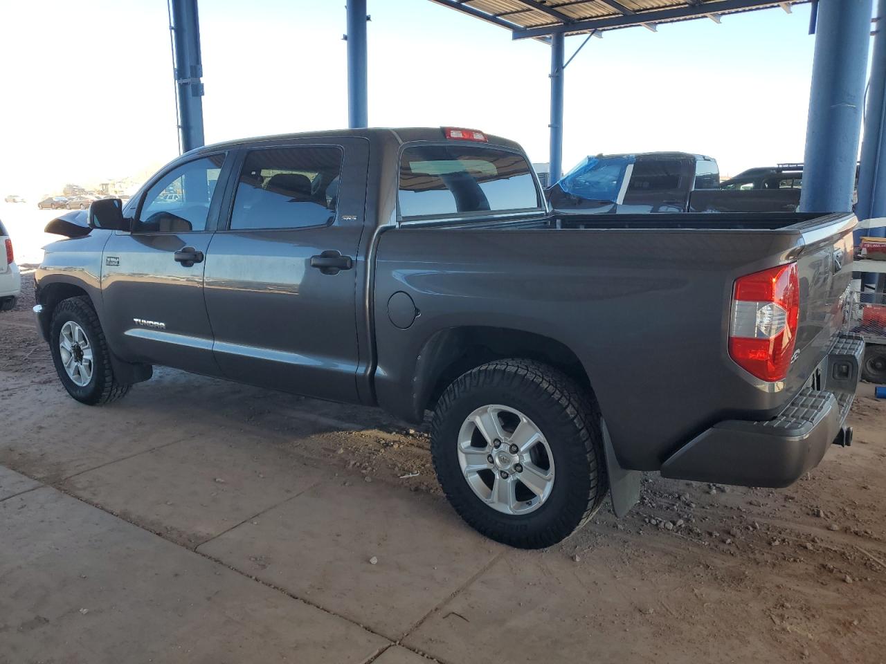 2016 Toyota Tundra - Image 2