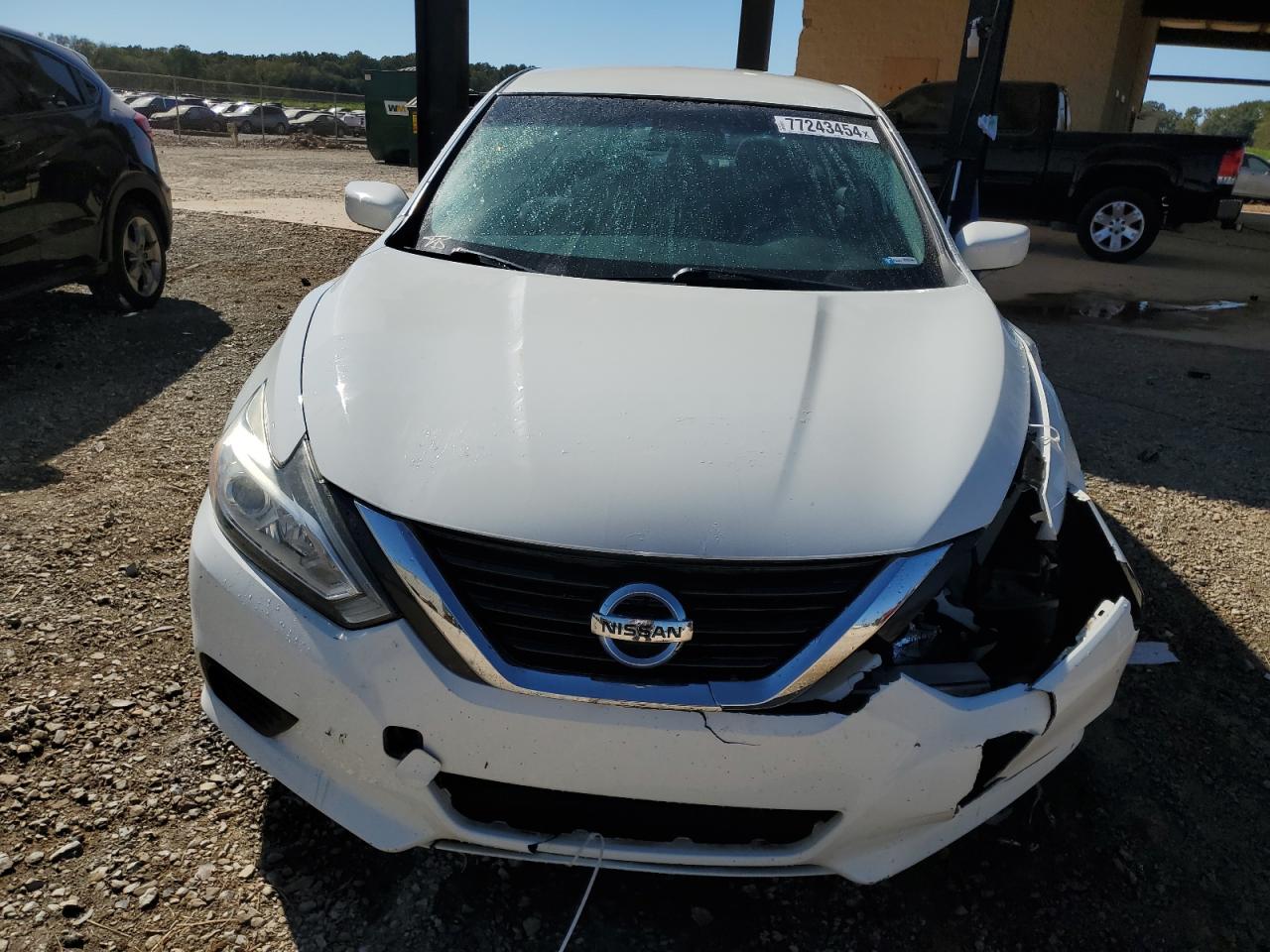 2018 Nissan Altima - Image 5