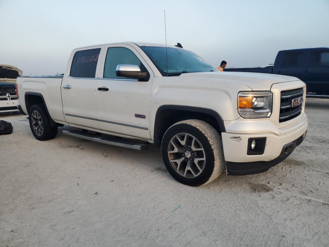 VIN 3GTU2VEC0FG147337 2015 GMC SIERRA no.4