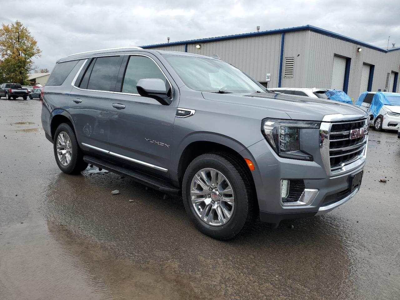 2021 GMC Yukon - Image 4