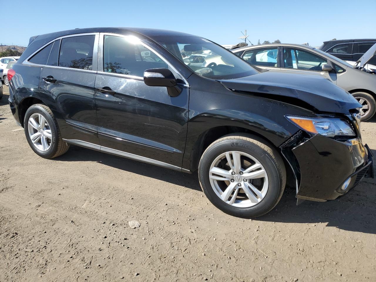 VIN 5J8TB4H52DL015653 2013 ACURA RDX no.4