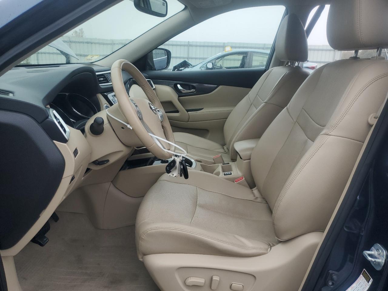 2015 Nissan Rogue - Image 7