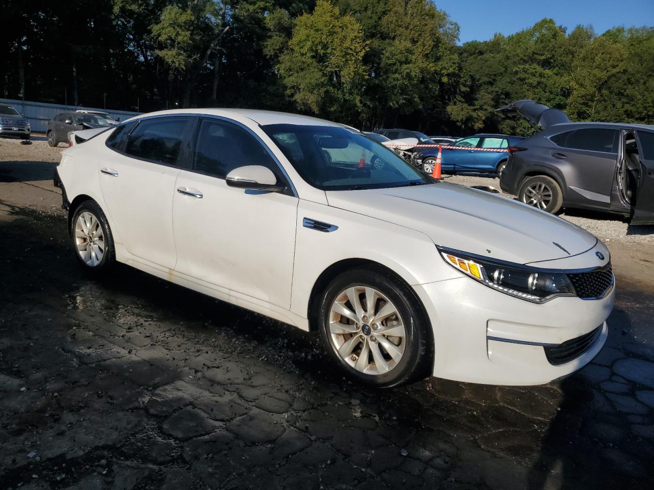 2016 Kia Optima - Image 4