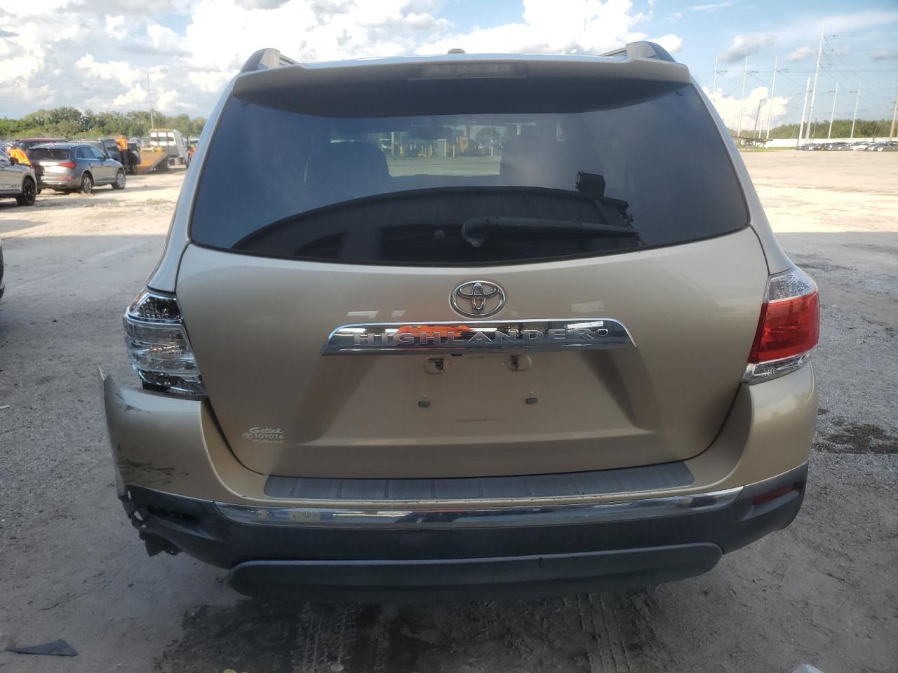 2012 Toyota Highlander Base VIN: 5TDZK3EH3CS066075 Lot: 71205064