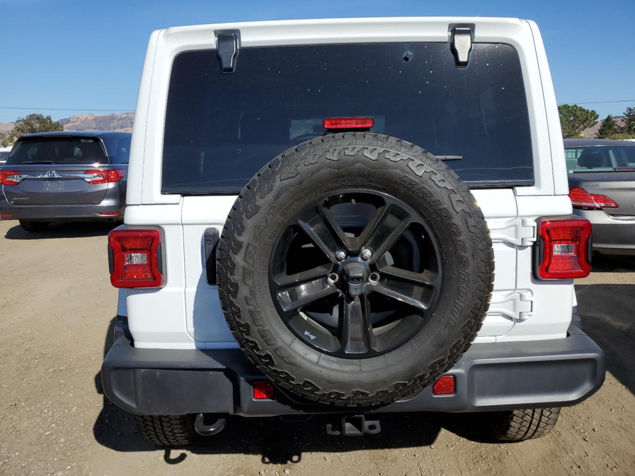 2022 Jeep Wrangler Unlimited Sahara VIN: 1C4HJXEG1NW235753 Lot: 75942634