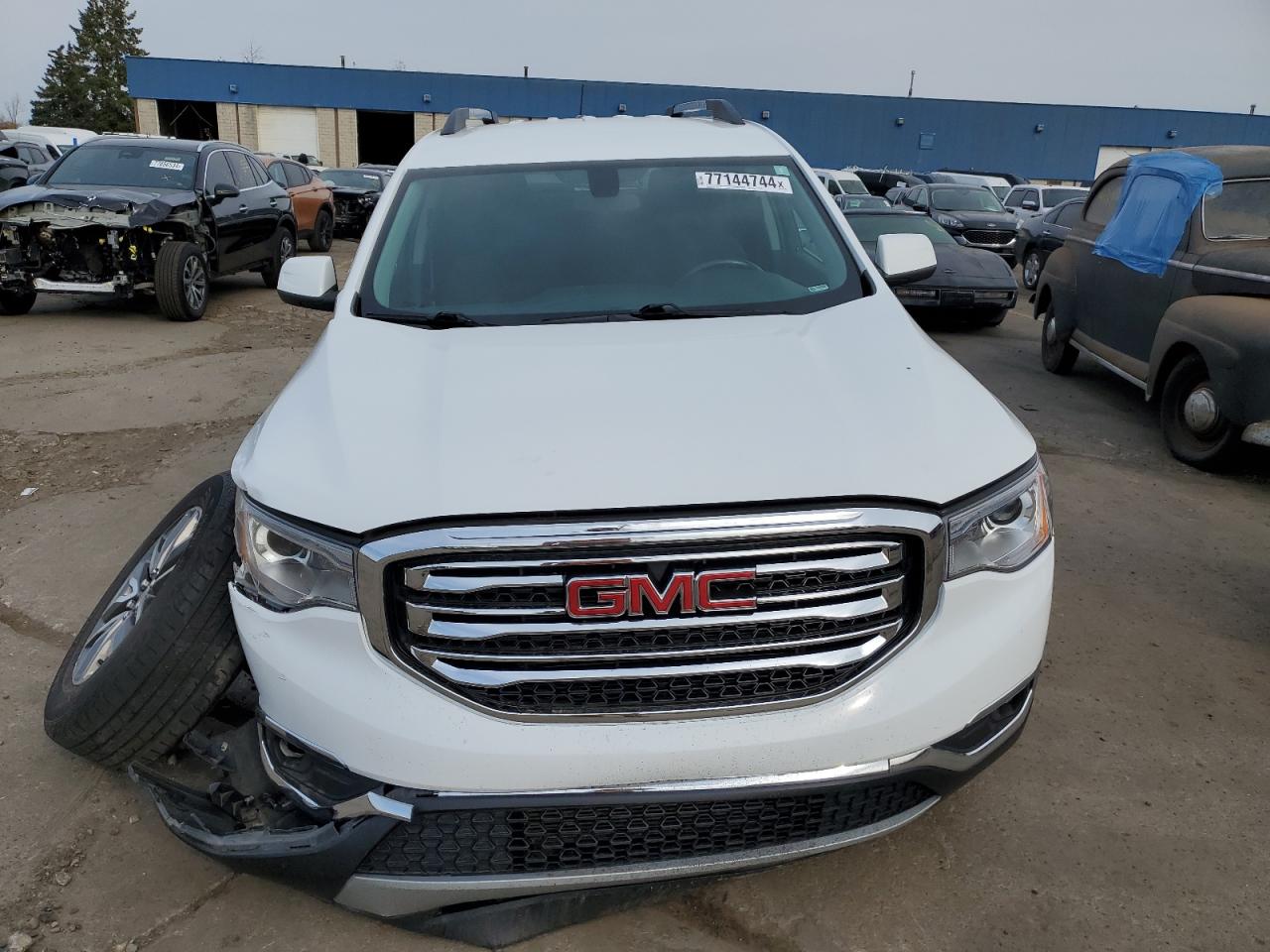 2019 GMC Acadia - Image 5